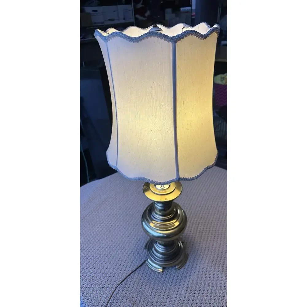 VintageBrass Lamp. Excellent Condition Nice And Heavy.